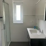 Lana Apartment *