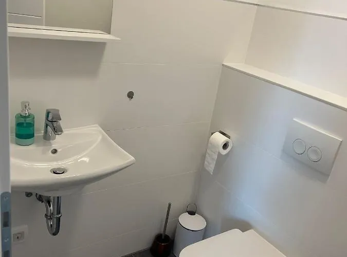 Lana Apartman Rab Town