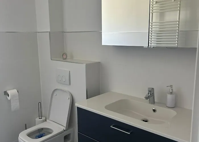 Lana Apartman Rab Town