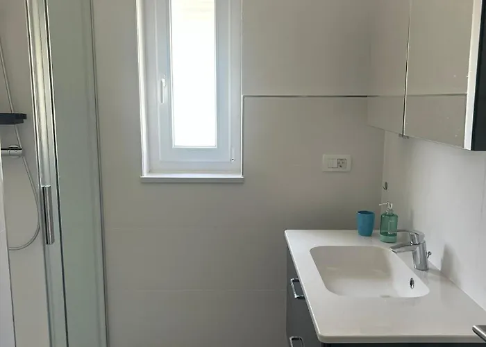 Lana Apartman *